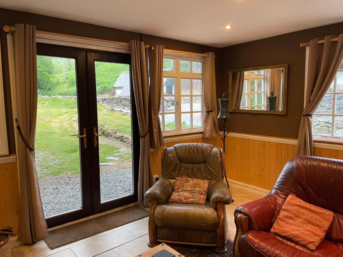 Cuckoo Cabin, Tyn Y Cwm Eglwys-Fach Εξωτερικό φωτογραφία